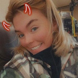 Meet your Posher, Caitlyn